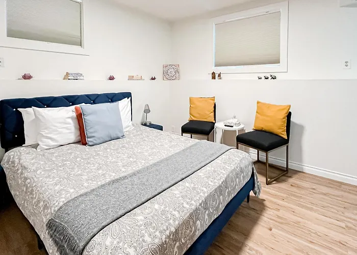 Pet friendly Ballard Bliss Studio Seattle