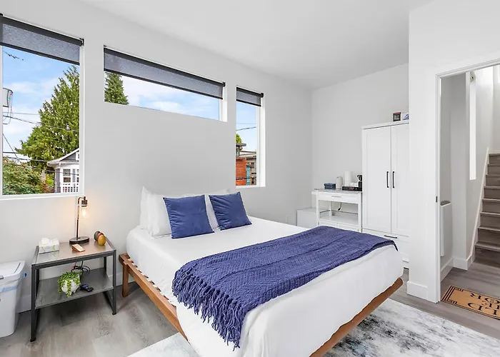 Dragonstone Sweet Suite Seattle