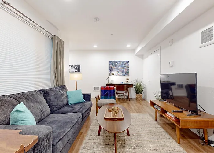 Atrium Unit 105