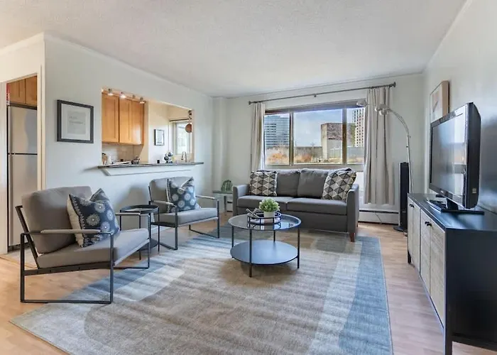 Villa Vibrant Downtown, King Bed, Work Desk & Kitchen Seattle che accetta animali