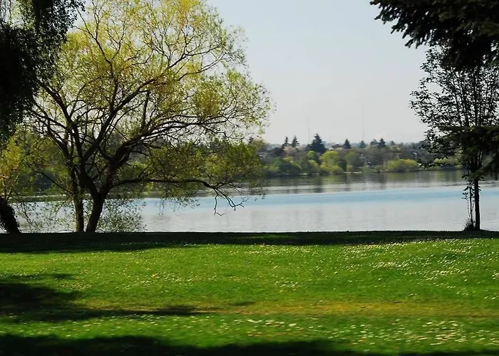 Greenlake Little Oasis