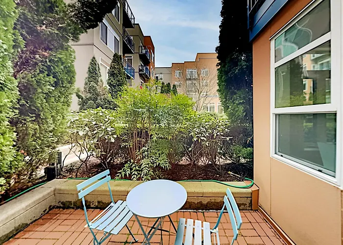 Belltown Court II