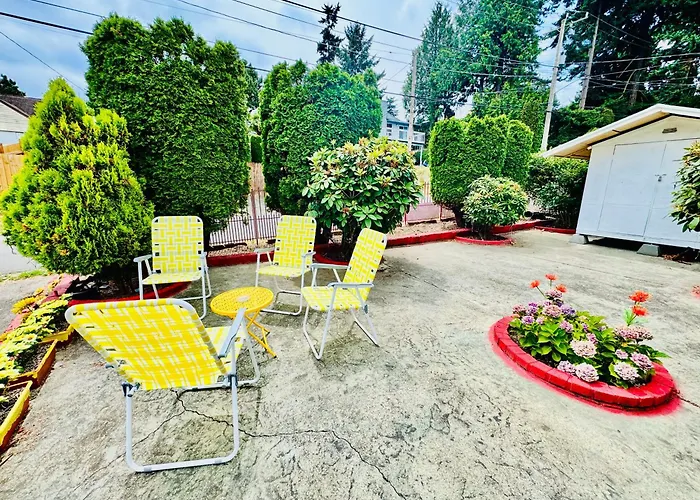 Cozy Private Room With Shared Bathroom On The 1St Floor - Conveniently Located Near Seatac Airport And Downtown Seattle