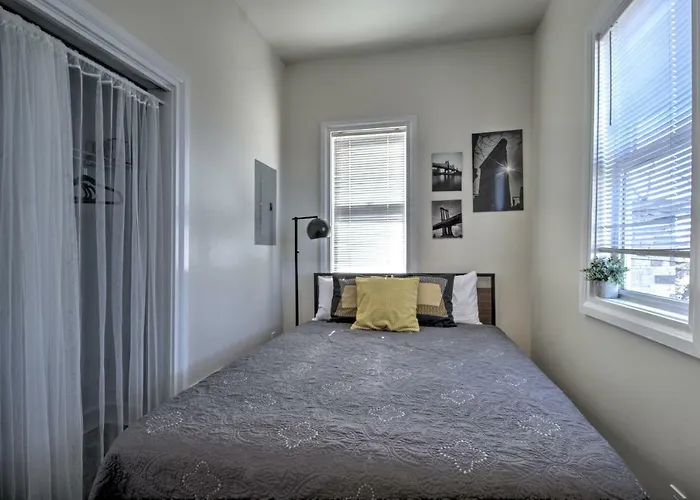 Bright 1 Bedroom In The Heart Of Capitol Hill - Apt C Seattle