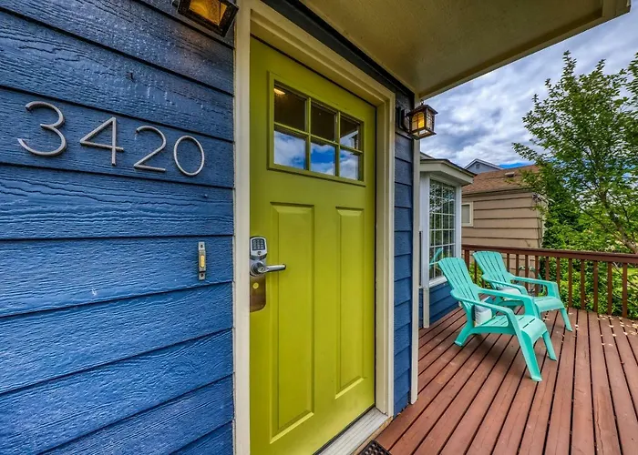 Alki Beach House