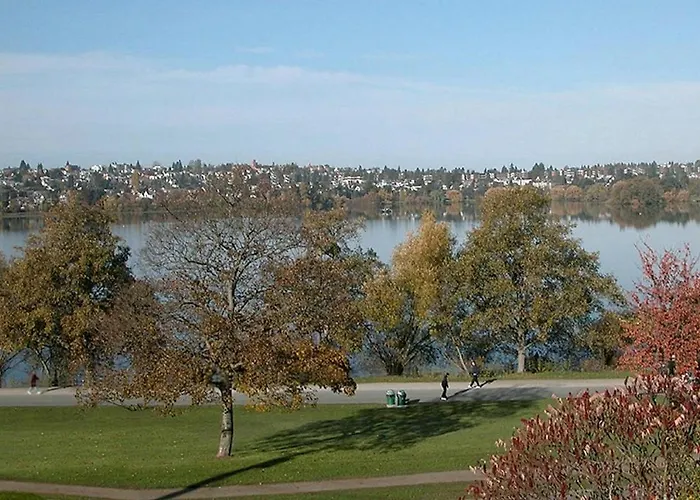 A-Greenlake Serenity-Slp4