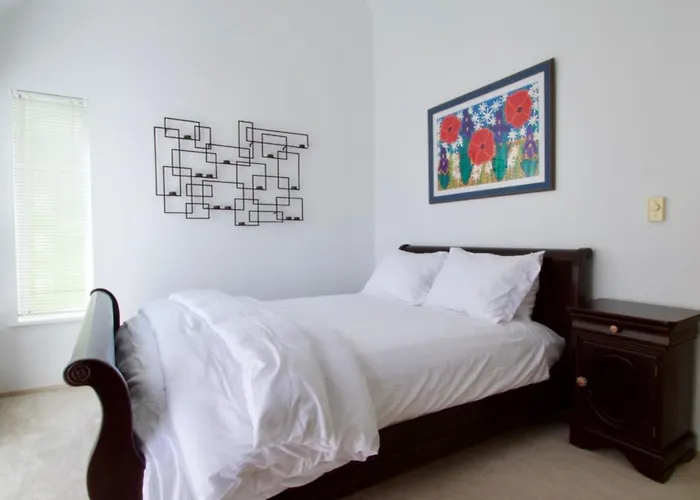 Heart Of Ballard Stylish Airy Penthhouse