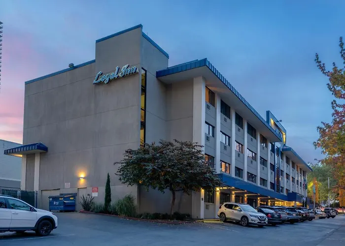 The Loyal Inn Seattle