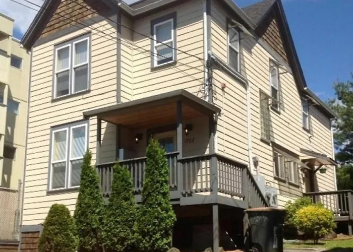 Hosteeva Capitol Hill 2Br Apt - 7 Walking Distance To Dining Seattle que aceita animais de estimação